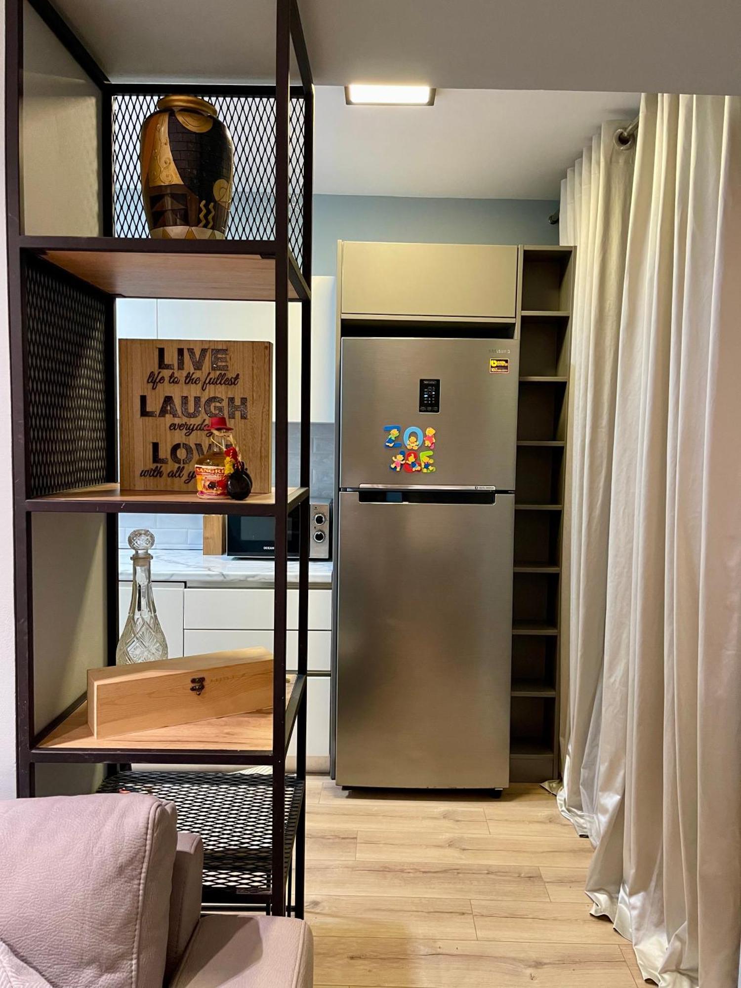 Zoi's Apartment